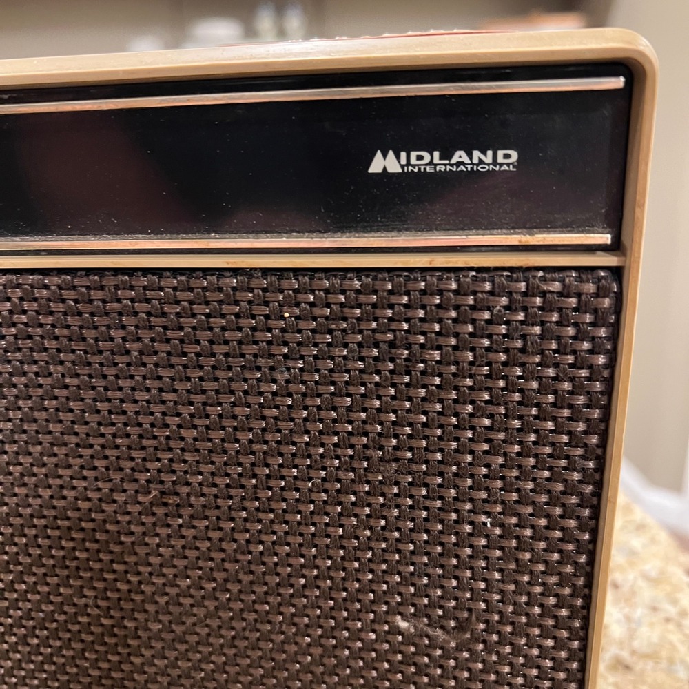 Vintage Midland International Radio PP4001B Tan Brown MCM Made in Japan Untested - Picture 2 of 11